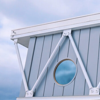 Kytun AluSwift architectural aluminium systems installed at Killybegs Small Craft Harbour Amenity Building in County Donegal